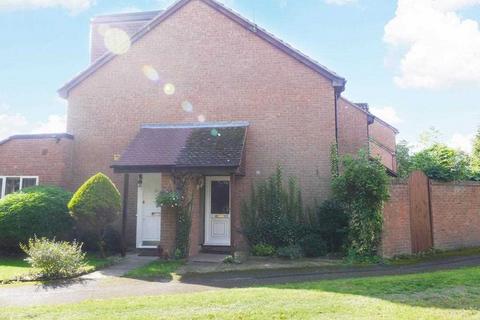 1 bedroom terraced house for sale, Lindsey Road, Denham Village