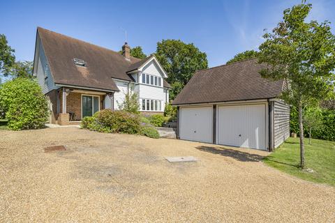 6 bedroom detached house for sale, Newlands Drive, Burwash Weald