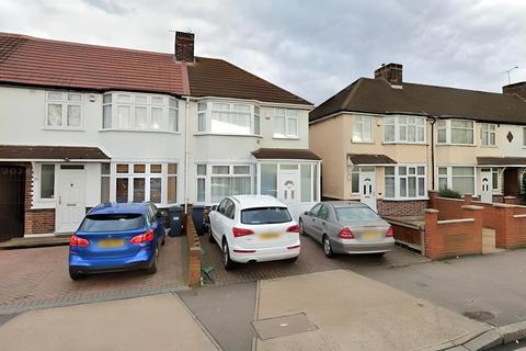 3 bedroom end of terrace house for sale, North Hyde Lane,  Southall, UB2