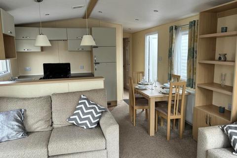 2 bedroom static caravan for sale, Sand le Mere Holiday Park