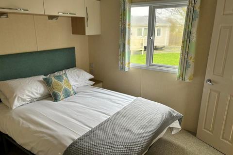 2 bedroom static caravan for sale, Sand le Mere Holiday Park