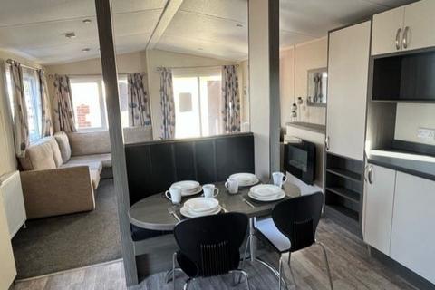 3 bedroom lodge for sale, Sand le Mere Holiday Park