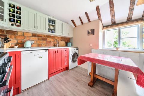 2 bedroom maisonette for sale, Mead Lane, Farnham, GU9