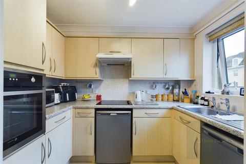 2 bedroom retirement property for sale, Regal Court, Wiltshire BA14