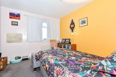 2 bedroom terraced house for sale, St. Andrew's Close, Paddock Wood, Tonbridge, Kent