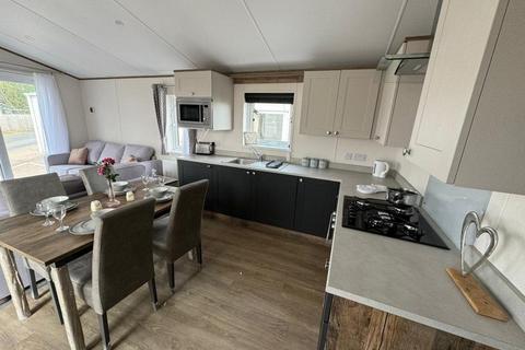 2 bedroom lodge for sale, Seawick Holiday Park