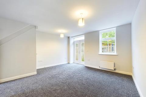 3 bedroom house to rent, Littlelands, Bingley