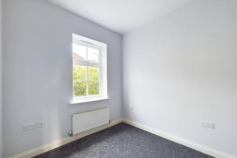 3 bedroom house to rent, Littlelands, Bingley