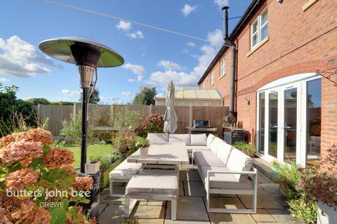 5 bedroom semi-detached house for sale, St Clements Court, Weston, Crewe