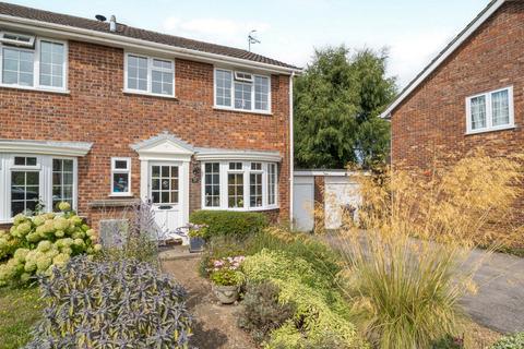 3 bedroom end of terrace house for sale, Bannister Close, Godalming GU8