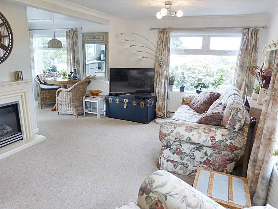 Lounge-Dining