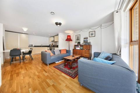 3 bedroom flat to rent, Blackheath Hill, Greenwich, London, SE10