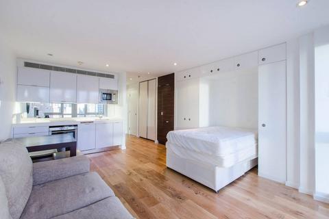 Studio to rent, Ontario Tower, Canary Wharf, London, E14