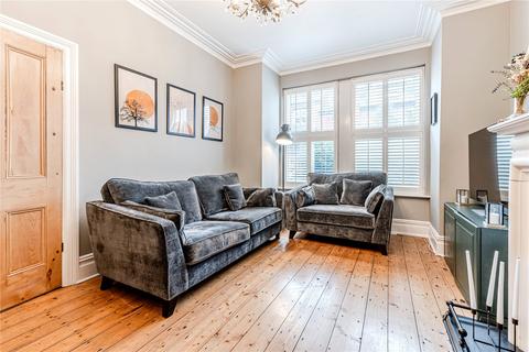 15 De Lacy Mount, Leeds, LS5 3JF