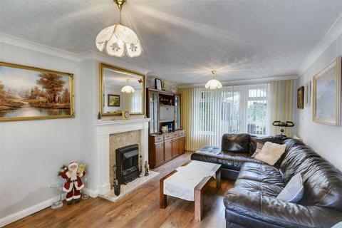 24 Glamis Road, Nottingham, NG5 1EF