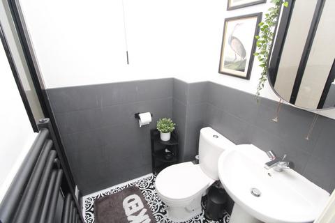 17 Bradgate Close, Narborough, Leicester, LE19 3EG