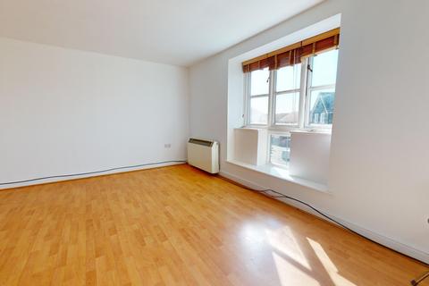 2 bedroom apartment to rent, Earlsworth Road, Ashford TN24