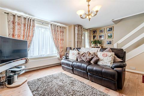 3 bedroom semi-detached house for sale, Turnberry Close, Leeds, West Yorkshire