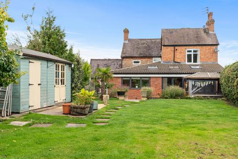 4 bedroom detached house for sale, Marton Road, Birdingbury, CV23