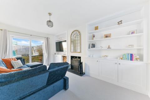 3 bedroom semi-detached house for sale, Woodstock Road, Coulsdon CR5