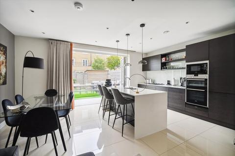 4 bedroom townhouse for sale, Brewery Lane, Twickenham, TW1