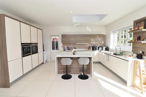 undefined, Cobden Hill, Radlett