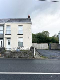 3 bedroom semi-detached house to rent, Dyffryn Road, Ammanford SA18