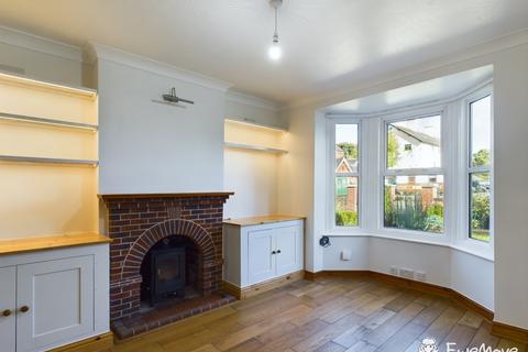 3 bedroom semi-detached house for sale, 109 Station Road, Fordingbridge