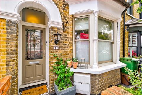 47 Cromwell Road, London, E17 9JN