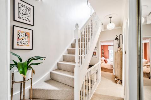 47 Cromwell Road, London, E17 9JN