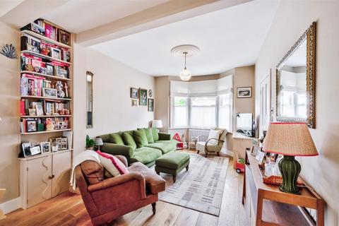 47 Cromwell Road, London, E17 9JN