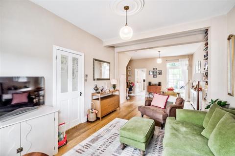 47 Cromwell Road, London, E17 9JN
