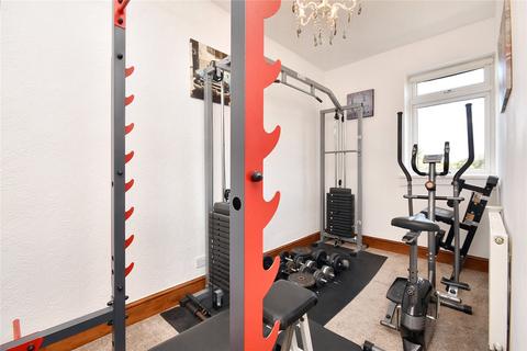 81 Station Road, Kippax, Leeds, LS25 7LE