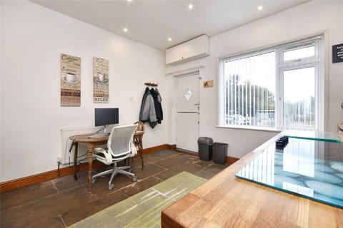 81 Station Road, Kippax, Leeds, LS25 7LE