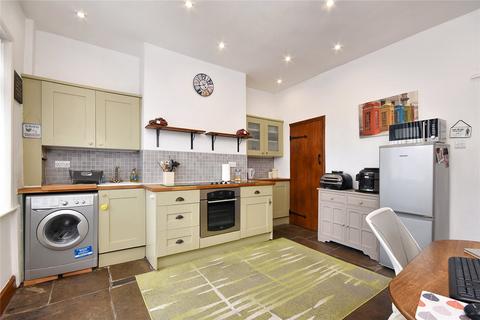 81 Station Road, Kippax, Leeds, LS25 7LE