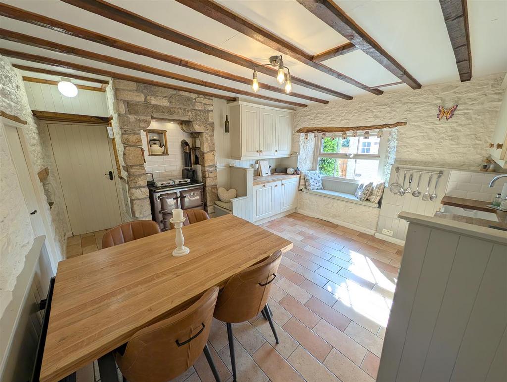 Kitchen/Breakfast Room