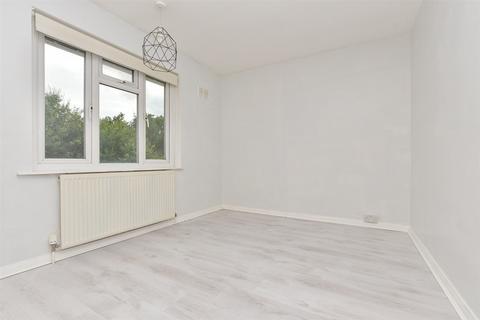 64 Blackthorn Road, Reigate, RH2 7NE