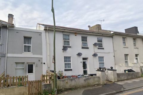 2 bedroom flat to rent, Teignmouth Road, Torquay