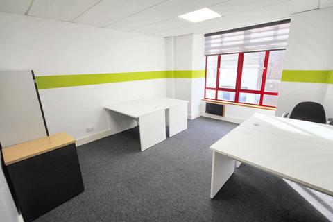 Office to rent, Uxbrdige Road, Hayes, UB4