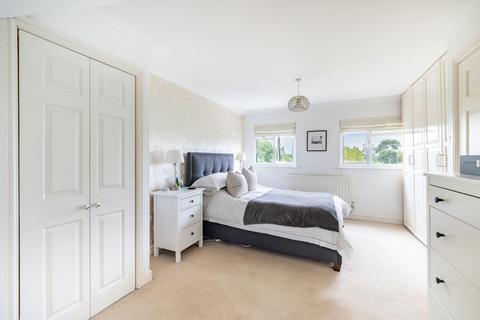 539 Limpsfield Road, Warlingham, CR6 9DX