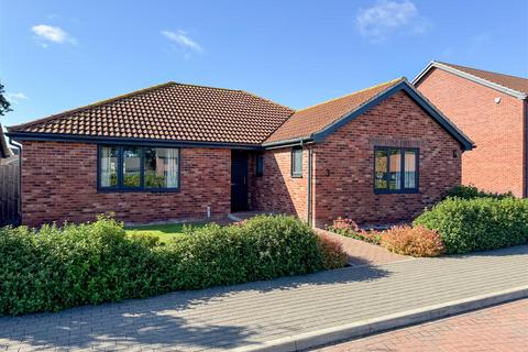 3 bedroom detached bungalow for sale, Dunningham Drive, Ipswich IP7