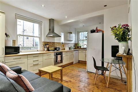 2 bedroom apartment for sale, Kings Avenue, London, SW4