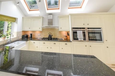 4 bedroom detached house for sale, The Orchard, Hampshire RG27