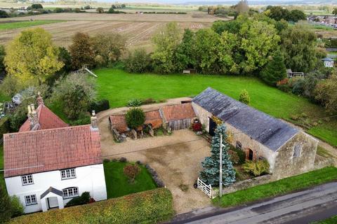 4 bedroom detached house for sale, The Pound, Bromham, SN15