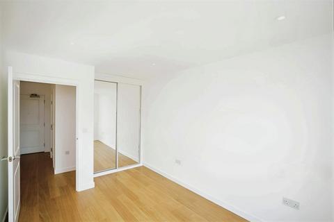 1 bedroom flat to rent, Little Brights Road Belvedere DA17