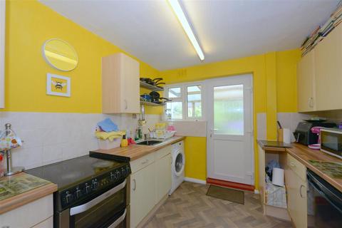 3 bedroom terraced house for sale, Chatford Drive, Meole Brace, Shrewsbury