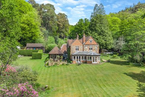 5 bedroom detached house for sale, Camp Hill, Farnham, Surrey, GU10