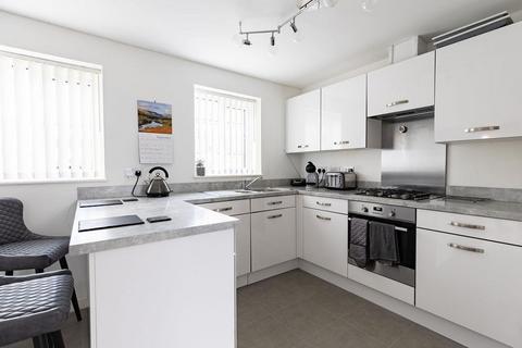 8 Carr Field Close, Pickering, YO18 8EZ
