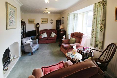 2 bedroom detached bungalow for sale, Moat Way, Brayton YO8