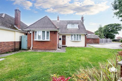 3 bedroom detached house for sale, Vernalls Close, Bournemouth BH10